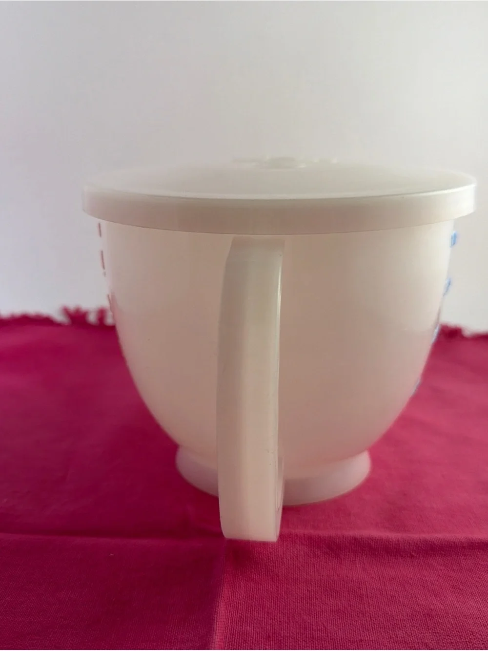 Tupperware marked 1288